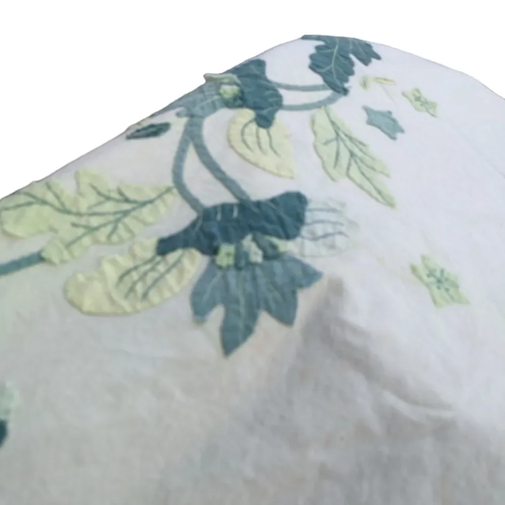 Vintage Yellow and‎ green hand embroidered table cloth
